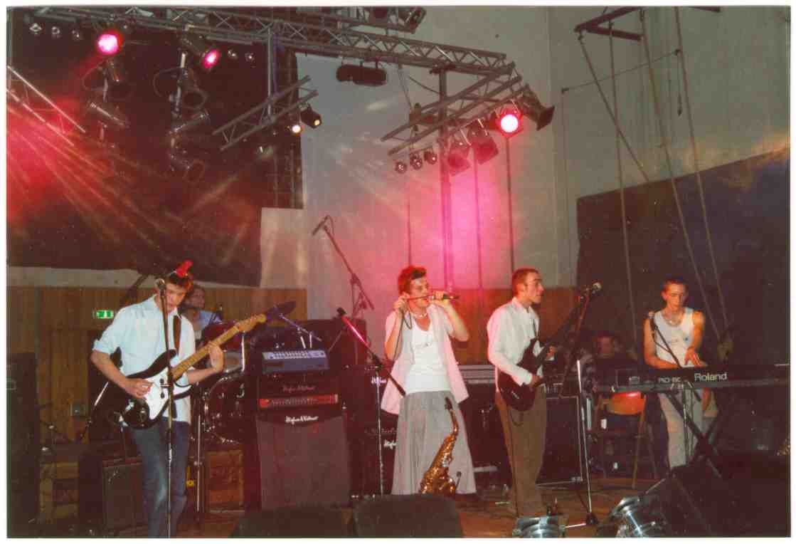 Funky Chicken live